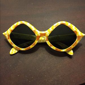 Meet your Posher, Melie